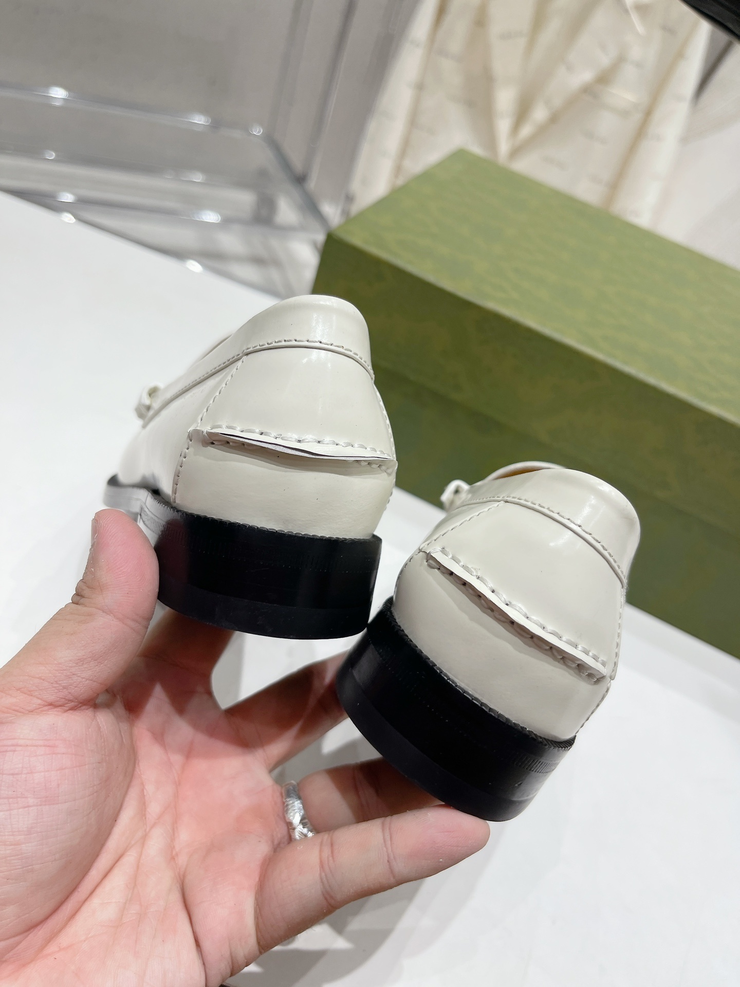 gucci shoes/sneakers-187