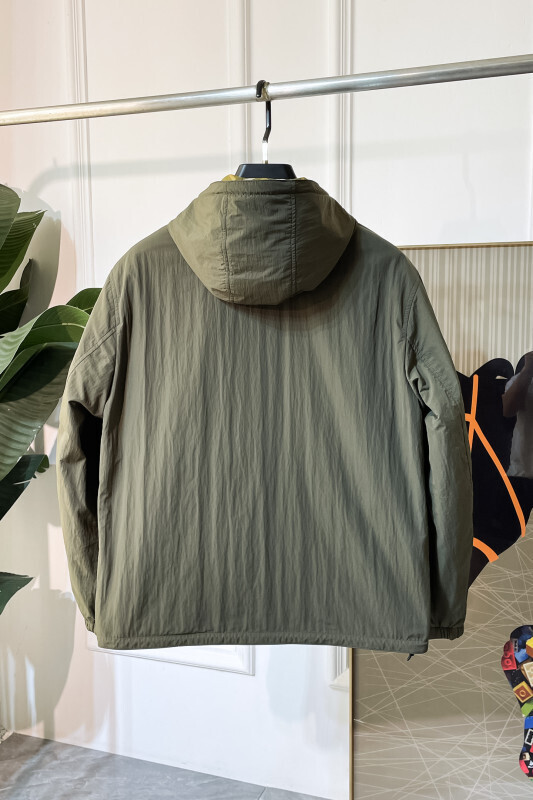 Burberry men's clothes -BURBER 0118622D