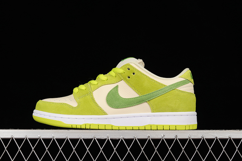 dunk 330 DM0807 300 DUNK LOW PRO SB FRUITY PACK GREEN APPLE ATOMIC GREEN CHLOROPHYL UNISEX 36