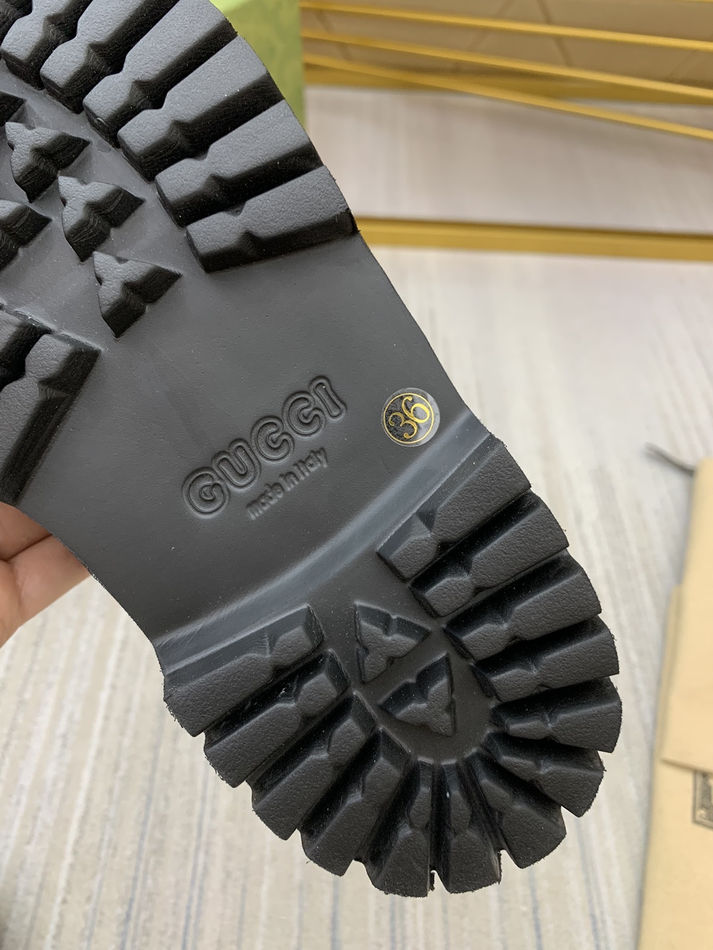 gucci shoes/sneakers-091