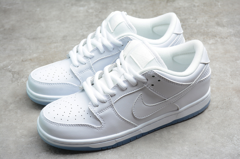 dunk 320 304292 100 DUNK SB LOW WHITE ICE WHITE LIGHT BASE GREY WOMAN 36 39 MAN 40 45 E7FD