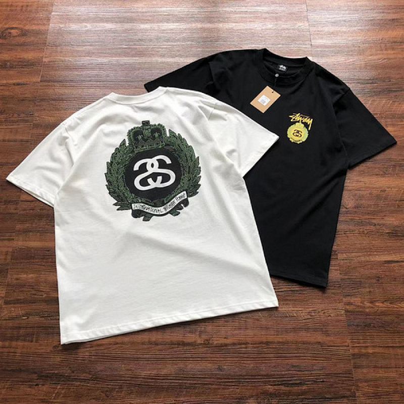 .98 STUSSY T SHIRT im 173.5cm 75kg i wear size M in the phot 752012 59EC