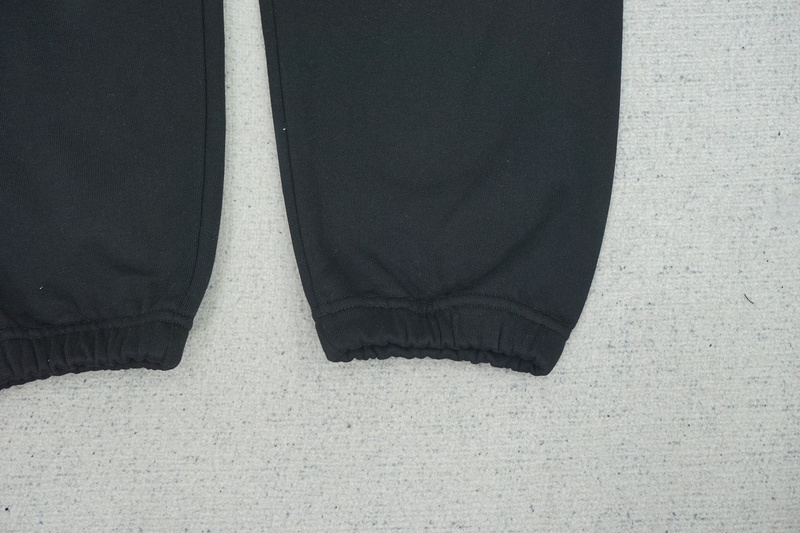 FEAR OF GOD ￥138 FOG ESSENTIALS(087F)