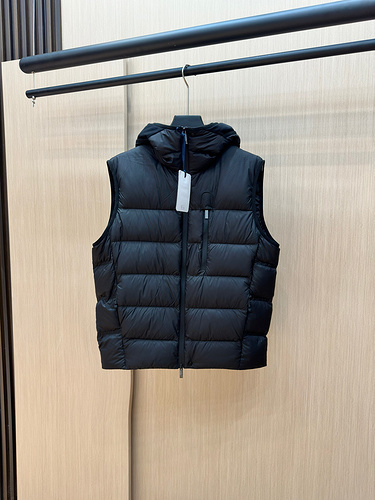 Moncler M0N﹡CLE﹡ VEST 8012