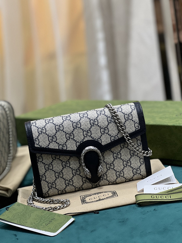 Gucci bags GG Supreme shoulderbag(653A)