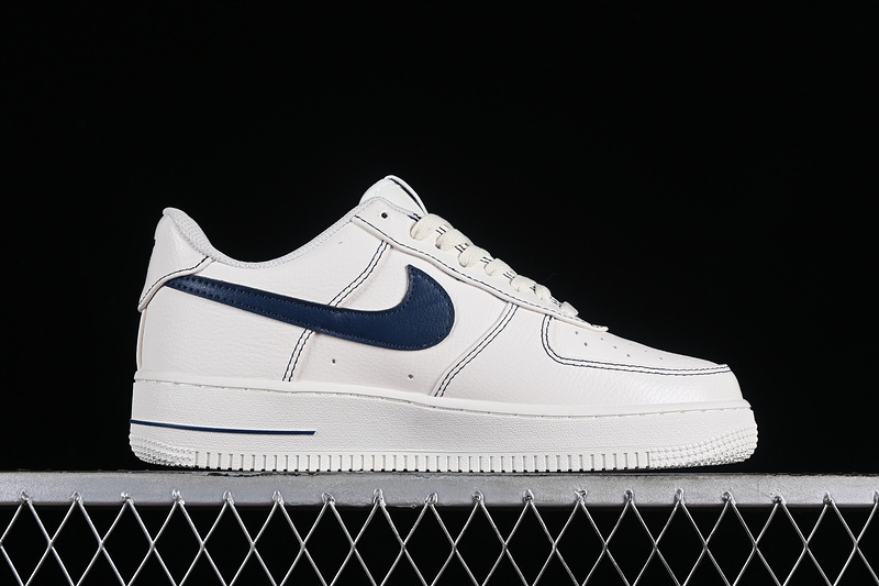 air force 1 320 AA5360 006 VLONE AIR FORCE 1 07 LOW WHITE BLUE WOMAN 36 39 MAN 40 45 FA46
