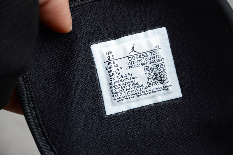 jordan 1 340 DB5453 700 CJ VERSION AIR JORDAN 1 MID SE DESERT OCHRE DESERT OCHRE BLACK UNISEX