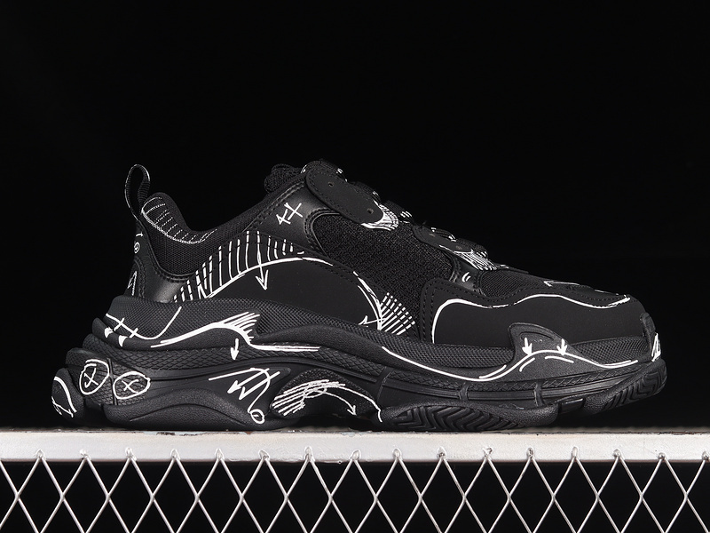 triple s 580 W2FW60102 BA LEN CIAGA TRIPLE S BLACK GREY WHITE WOMAN 35 39 MAN 40 46 38AA