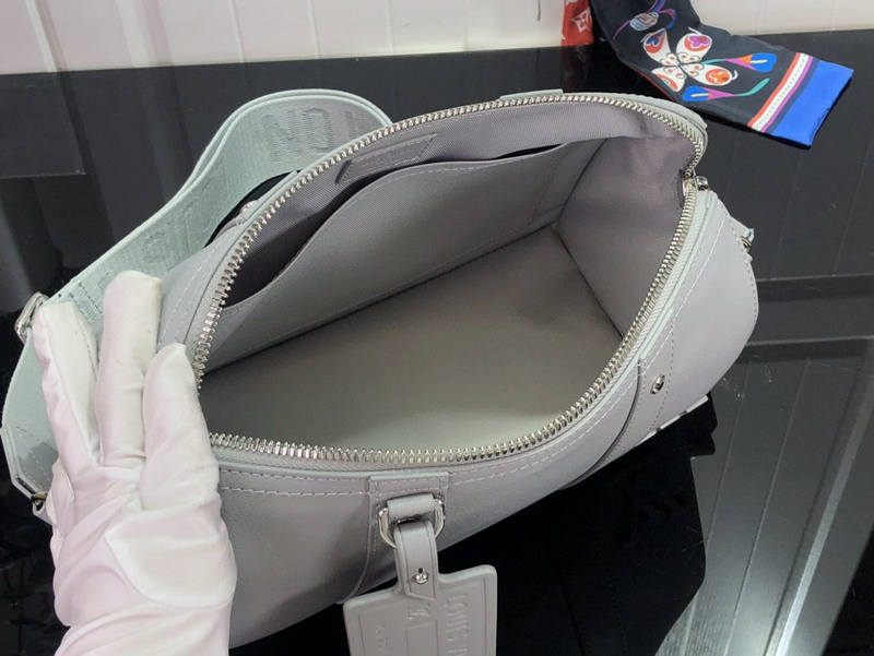 louis vuitton LV CITY KEEPALL M593280EE6