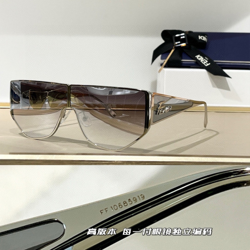 Fendi glasses -FENDI 00438F92