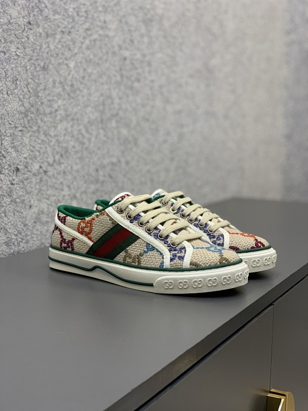 gucci shoes/sneakers-044