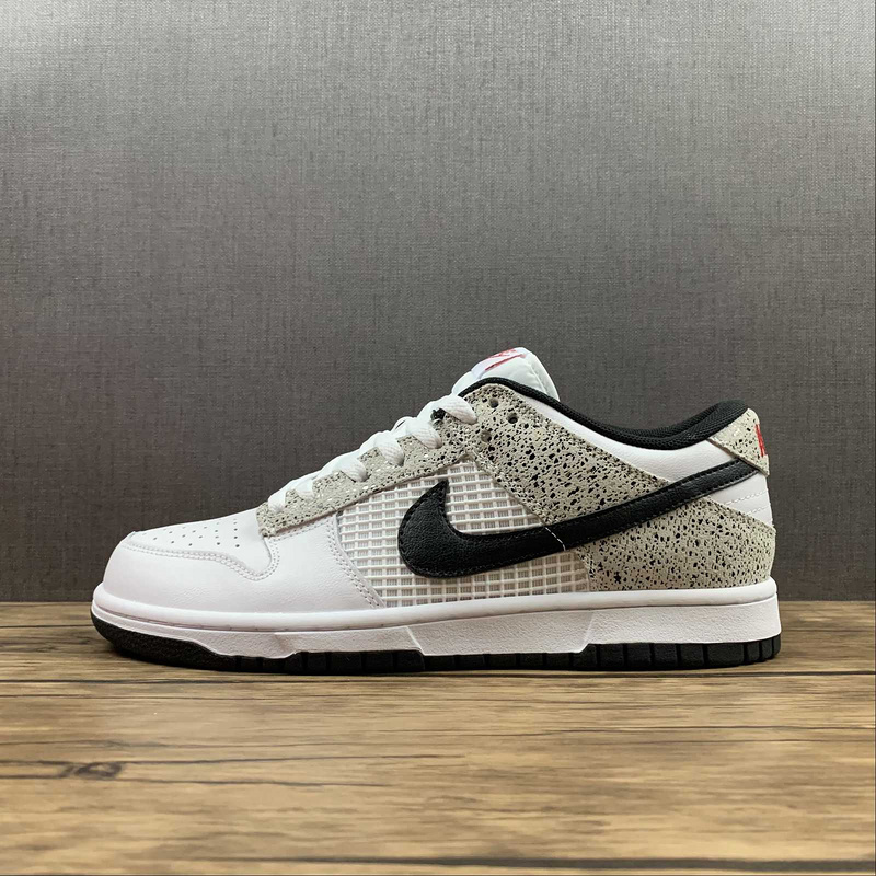 dunk 360 304714 107 SB DUNK LOW CL JORDAN PACK WHITE BLACK NEUTRAL GREY MAN 39 45 E2BB