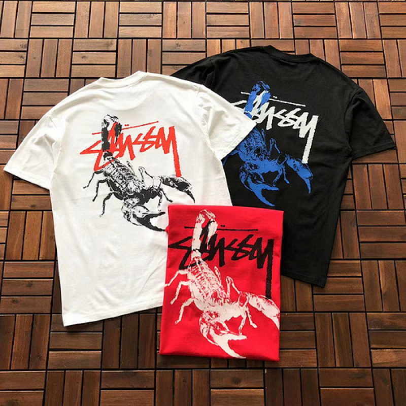 t shirts . 78 STUSSY T SHIRT 12030807 im 168cm 55kg i wear size S in the phot 7826