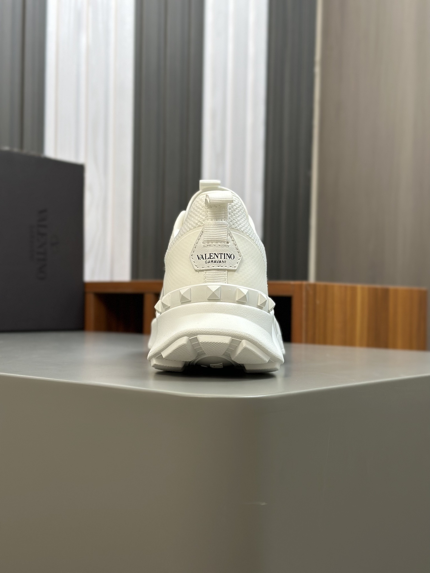 valentino shoes /sneakers-851