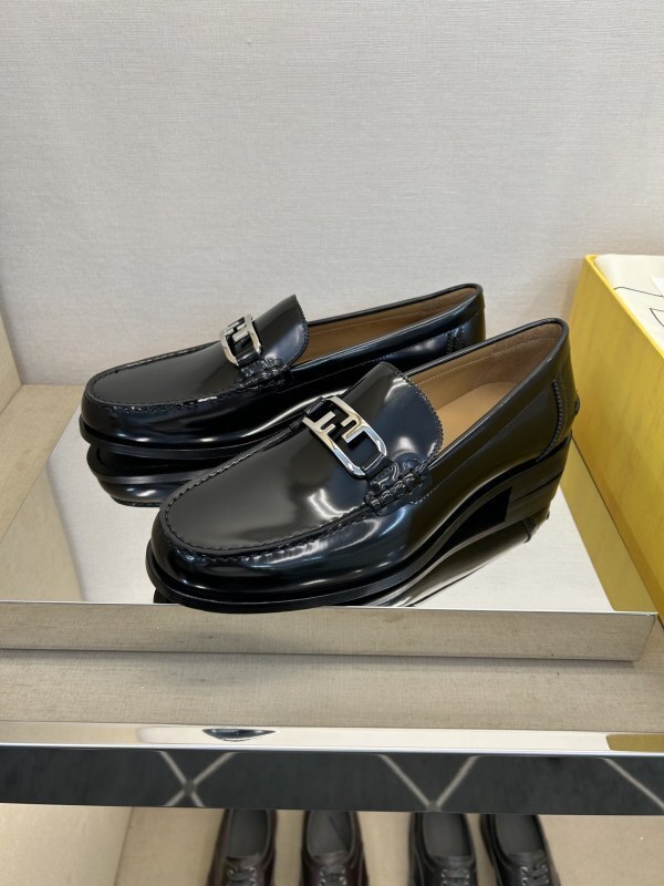 FENDI Men shoes -FENDI 01268142