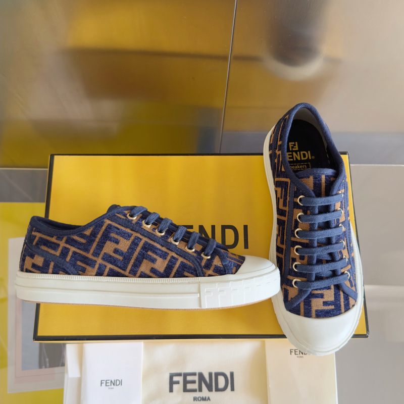 FENDI Women shoes -FENDI 004378CF