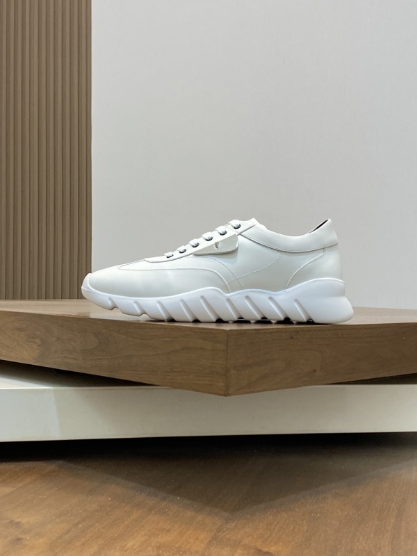 FENDI Men shoes -FENDI 0168A180