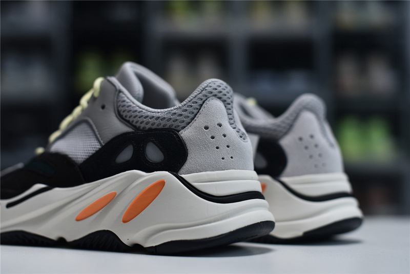 yeezy 700 B75571 36 47.593B1