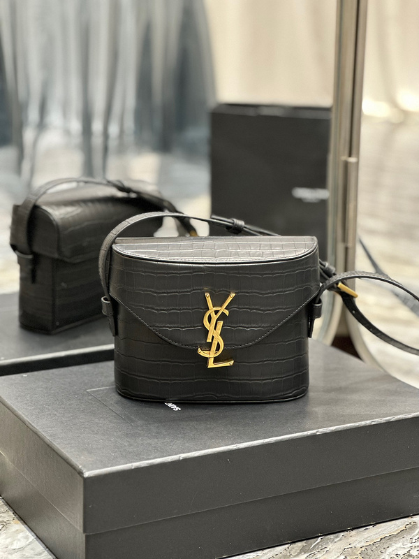 ysl June 320USD15BC