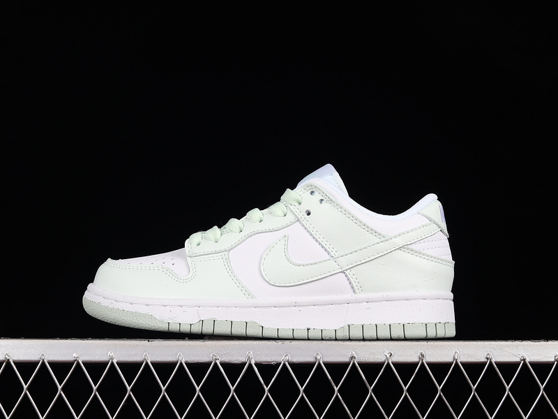 dunk 270 DN1431 102 DUNK LOW NEXT NATURE WHITE BARELY GREEN WOMAN 36 40 73B2