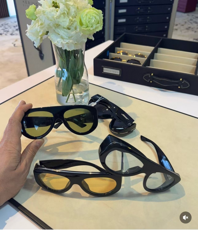 Bottega Veneta glasses -BV 003875F3