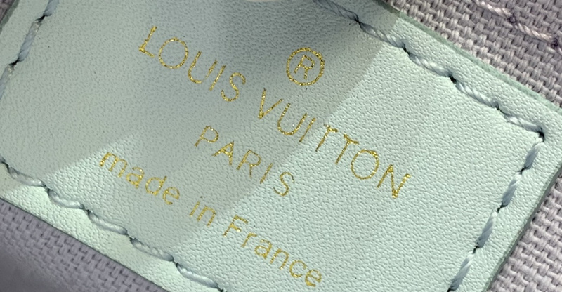 purses LV PETIT SAC PLAT M813411864