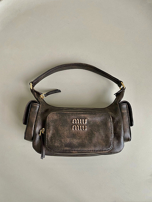 miu miu MiuMiu crossbody bag6DA3