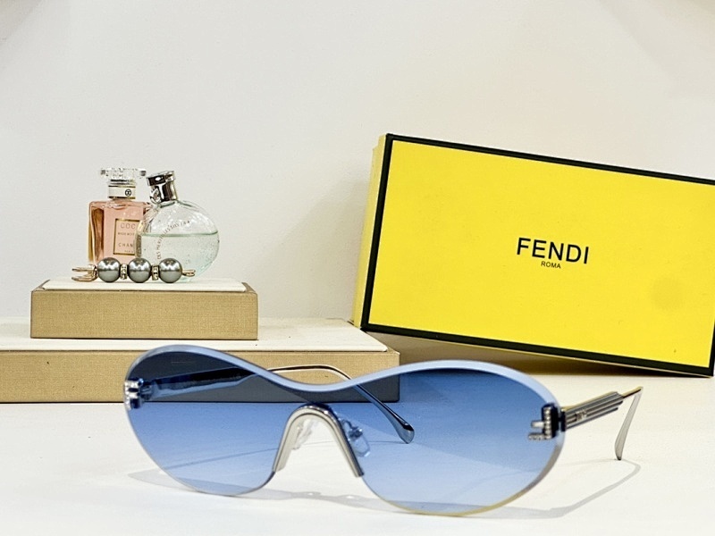 Fendi glasses -FENDI 006682F6