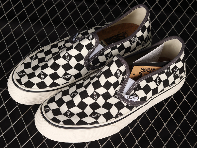 [VN000EYEBWW]-[CLASSIC SLIP-ON CHECKERBOARD BLACK∕WHITE]-[WOMAN︰35-39]-[MAN︰40-4...(217D)