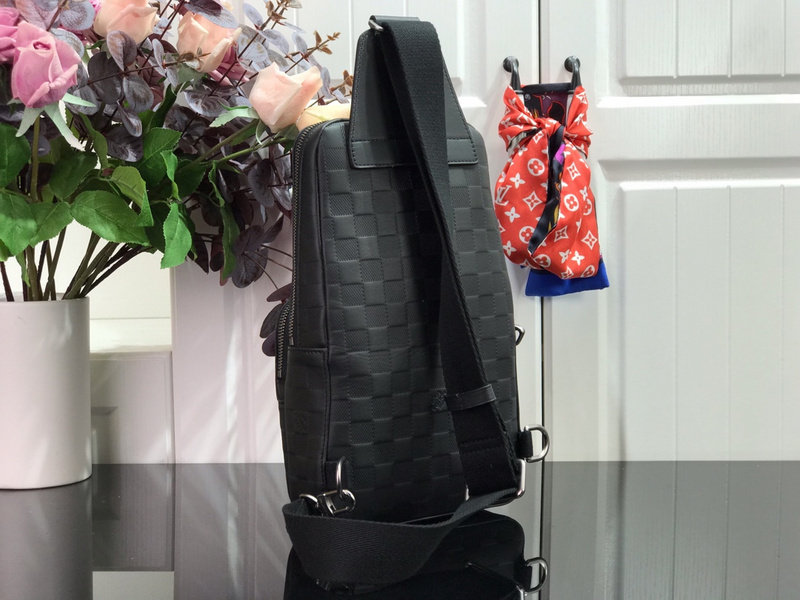 LV AVENUE SLING BAG N41720(5688)