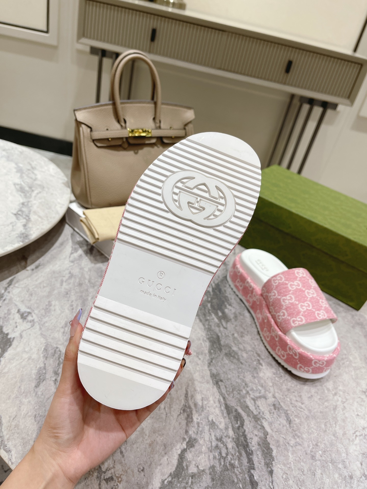 gucci shoes/sneakers-130