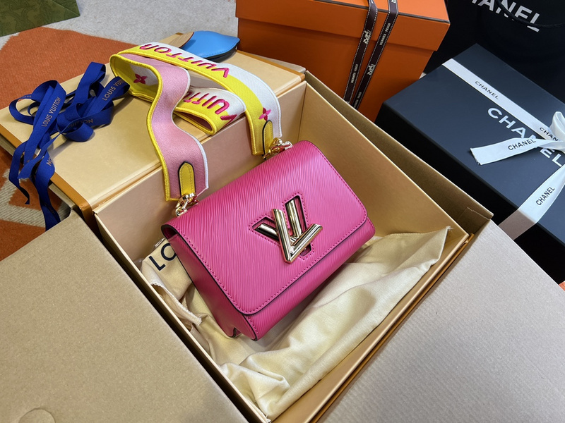 shoulder bag Lv twist bag5D90