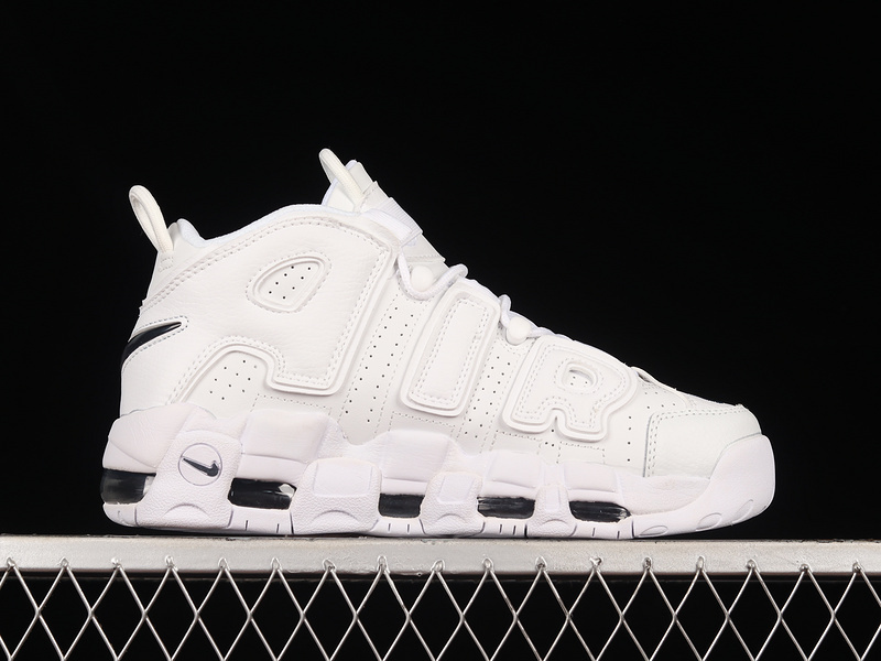 uptempo 340 DH9719 100 AIR MORE UPTEMPO GS WHITE MIDNIGHT NAVY WHITE WOMAN 36 39 MAN 40 45 A3