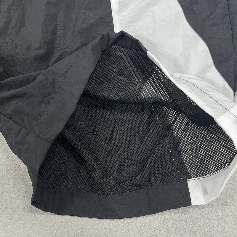 corteiz 165 Alcatraz Sun Rain Shorts-Black White 36A9