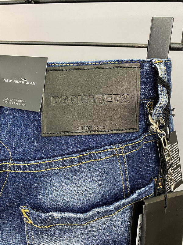 DSQUARED2 DQ890 A602 DSQUARED2 jeans 63CA