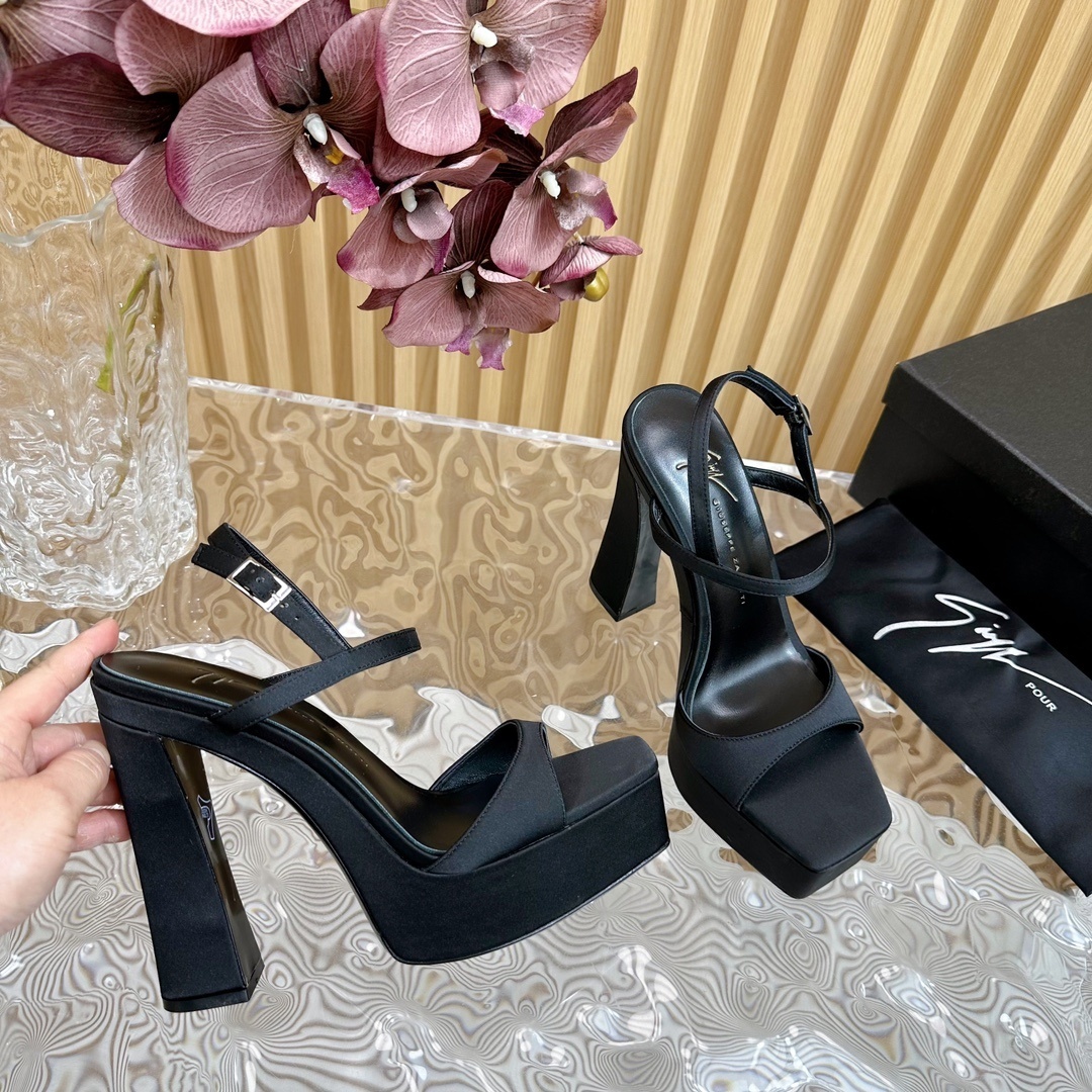 Giuseppe Zanotti GZ shoes 2024 420 3542 10CMB5CE