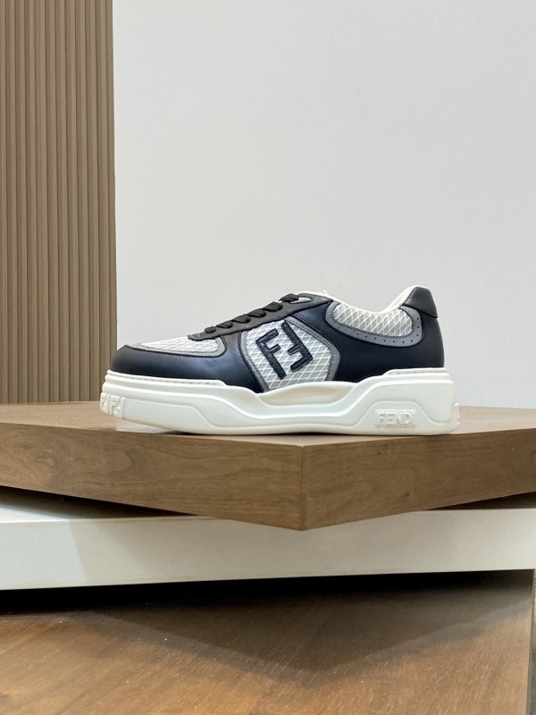 FENDI Men shoes -FENDI 01444D15