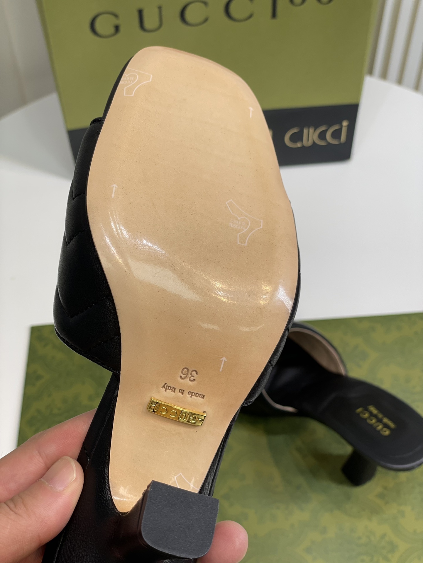 gucci shoes/sneakers-080