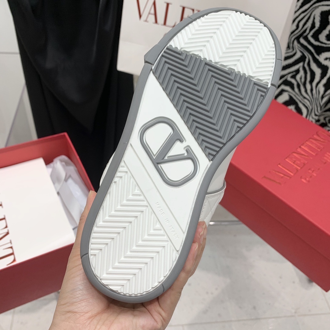 valentino shoes /sneakers-425
