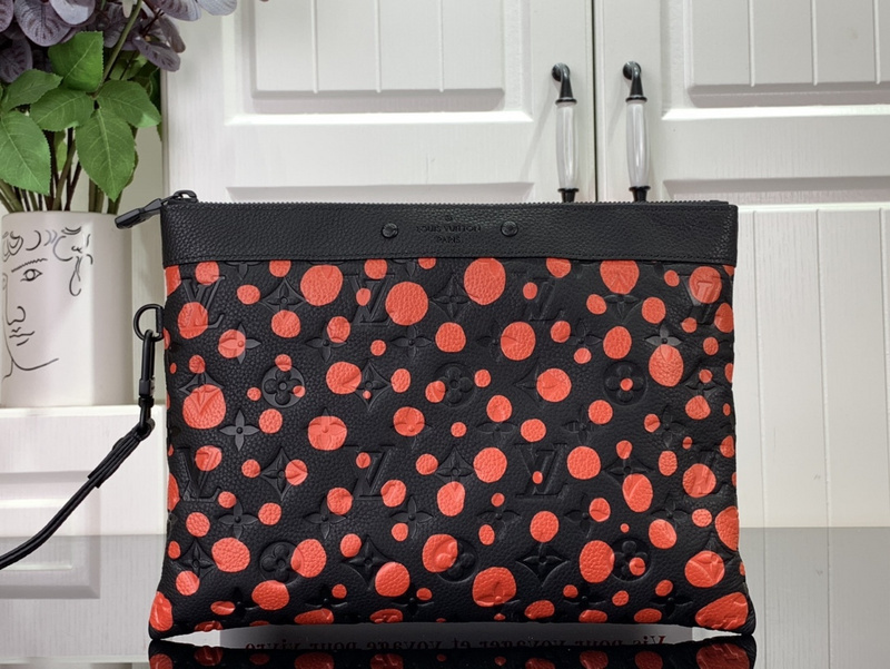 louis vuitton LV Clutch bag m820193BC6