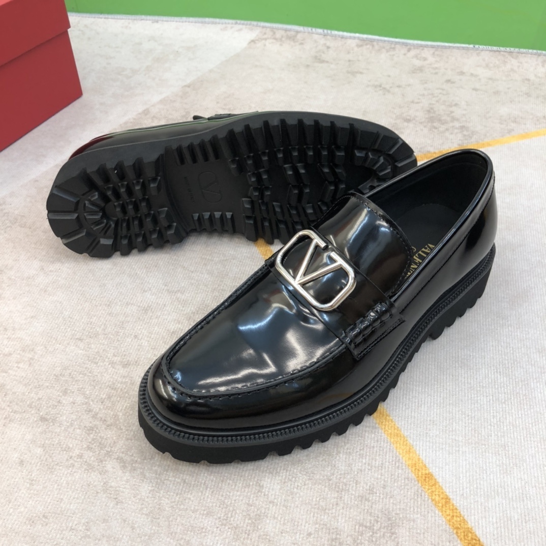 valentino shoes /sneakers-154