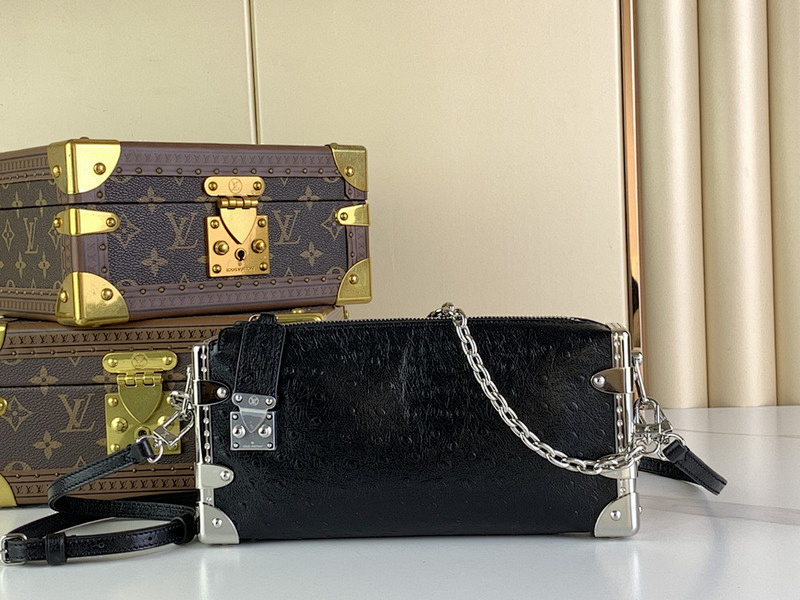 LV-Handbags M25445 Bright Black (Ostrich)(12A7)