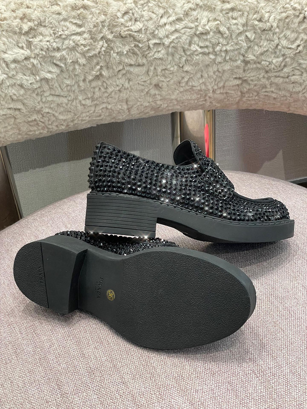 karl lagerfeld PRADA 106A81D