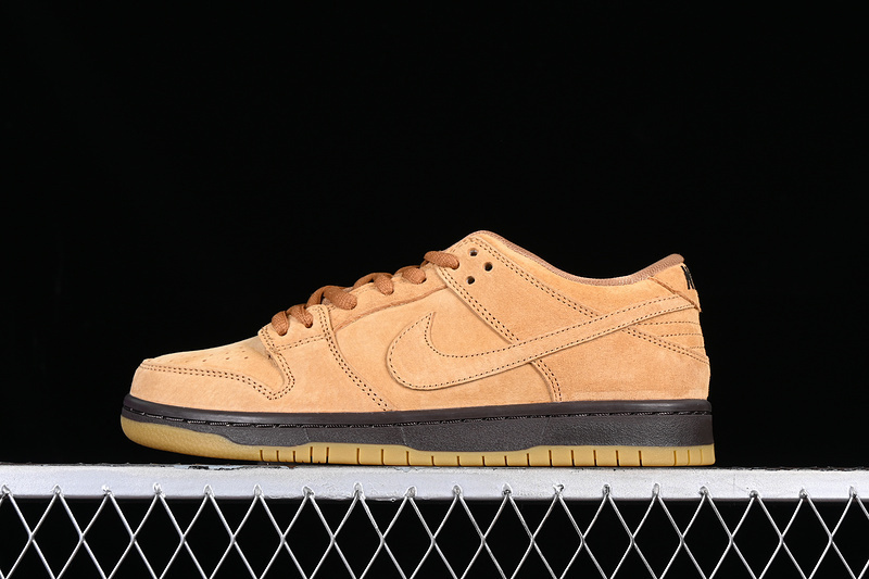 dunk 330 BQ6817 204 DUNK LOW PRO SB WHEAT MOCHA WHEAT WHEAT BAROQUE BROWNG UM UNISEX 36 46 2B