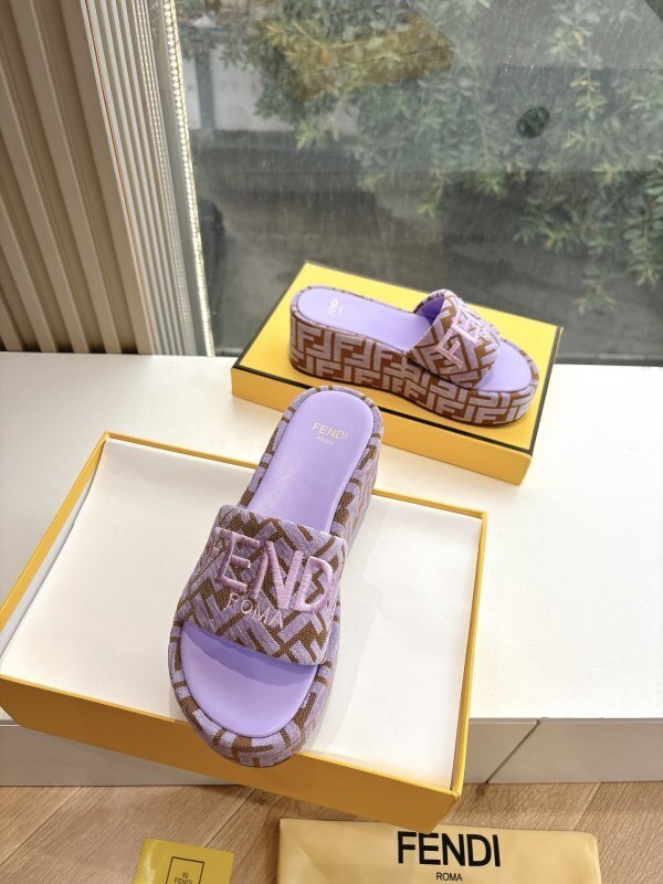 FENDI Women shoes -FENDI 0116F230