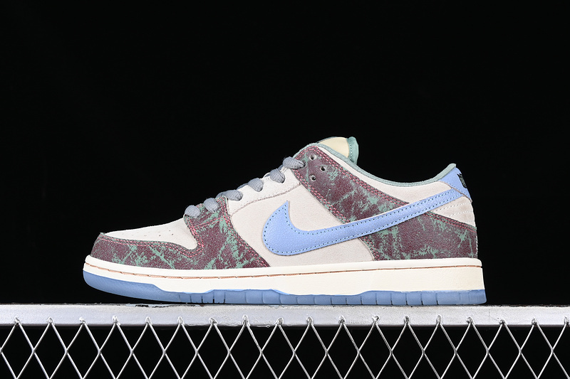 dunk 300 FN4193 100 CRENSHAW SKATE CLUB X DUNK LOW SB SAIL LIGHT BLUE CEDAR UNSIZE 36 47.5 18