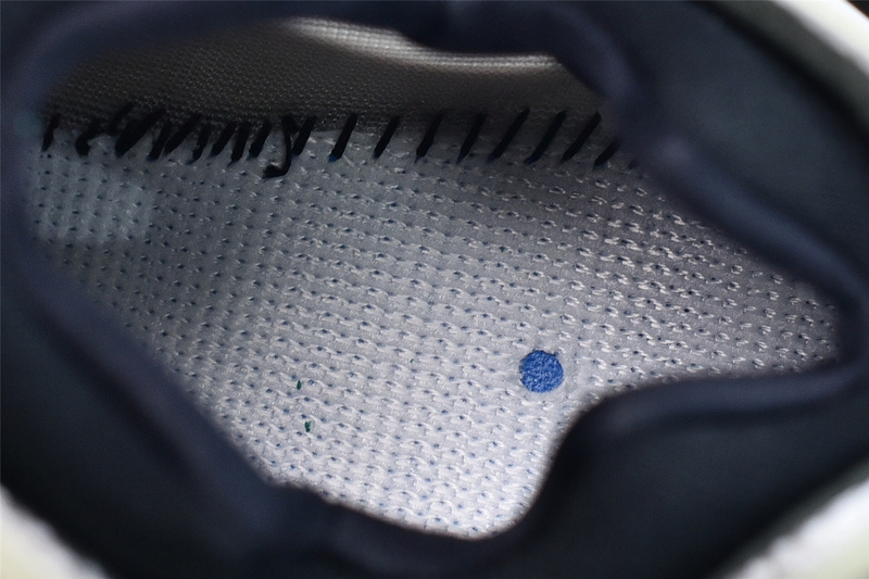 yeezy 700 G FW4980E7BA