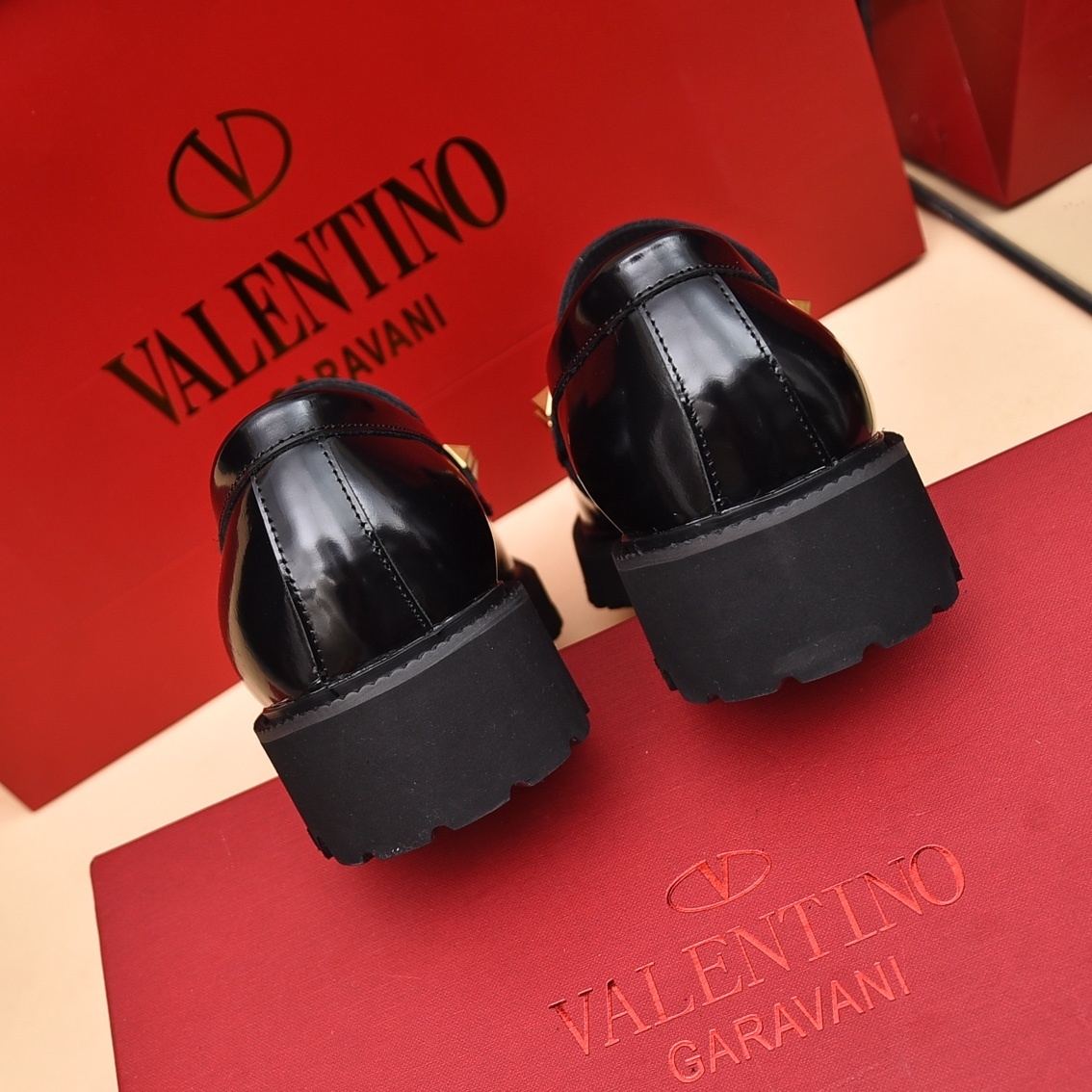 valentino shoes /sneakers-178