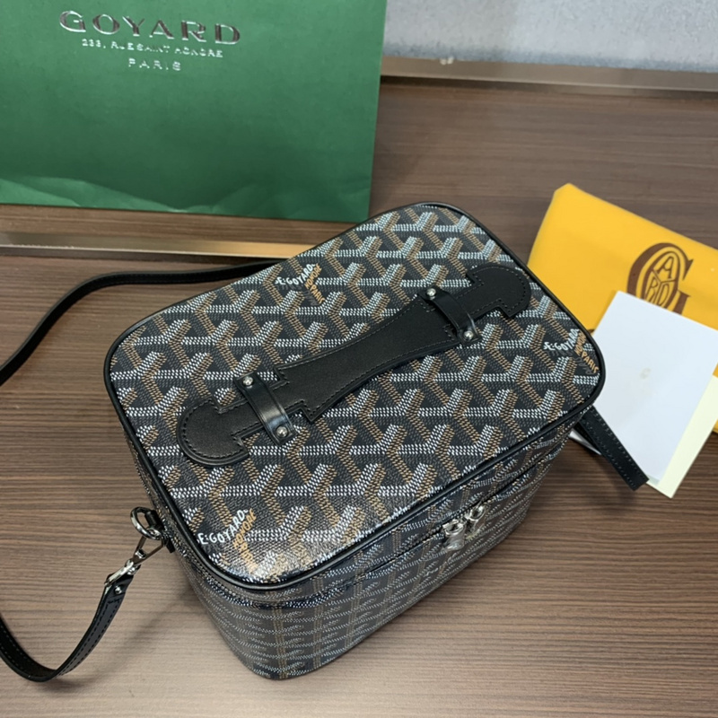 Goyard new Muse cosmetic bag 8942