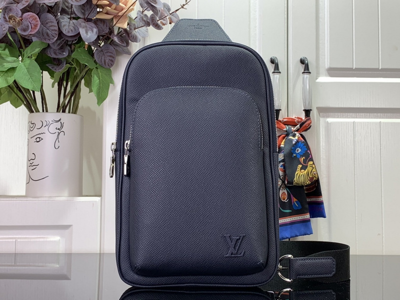 louis vuitton LV Should bag M30971873C